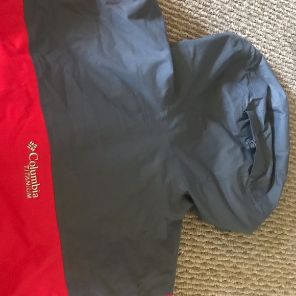 Columbia jacket - Picture 2 of 3